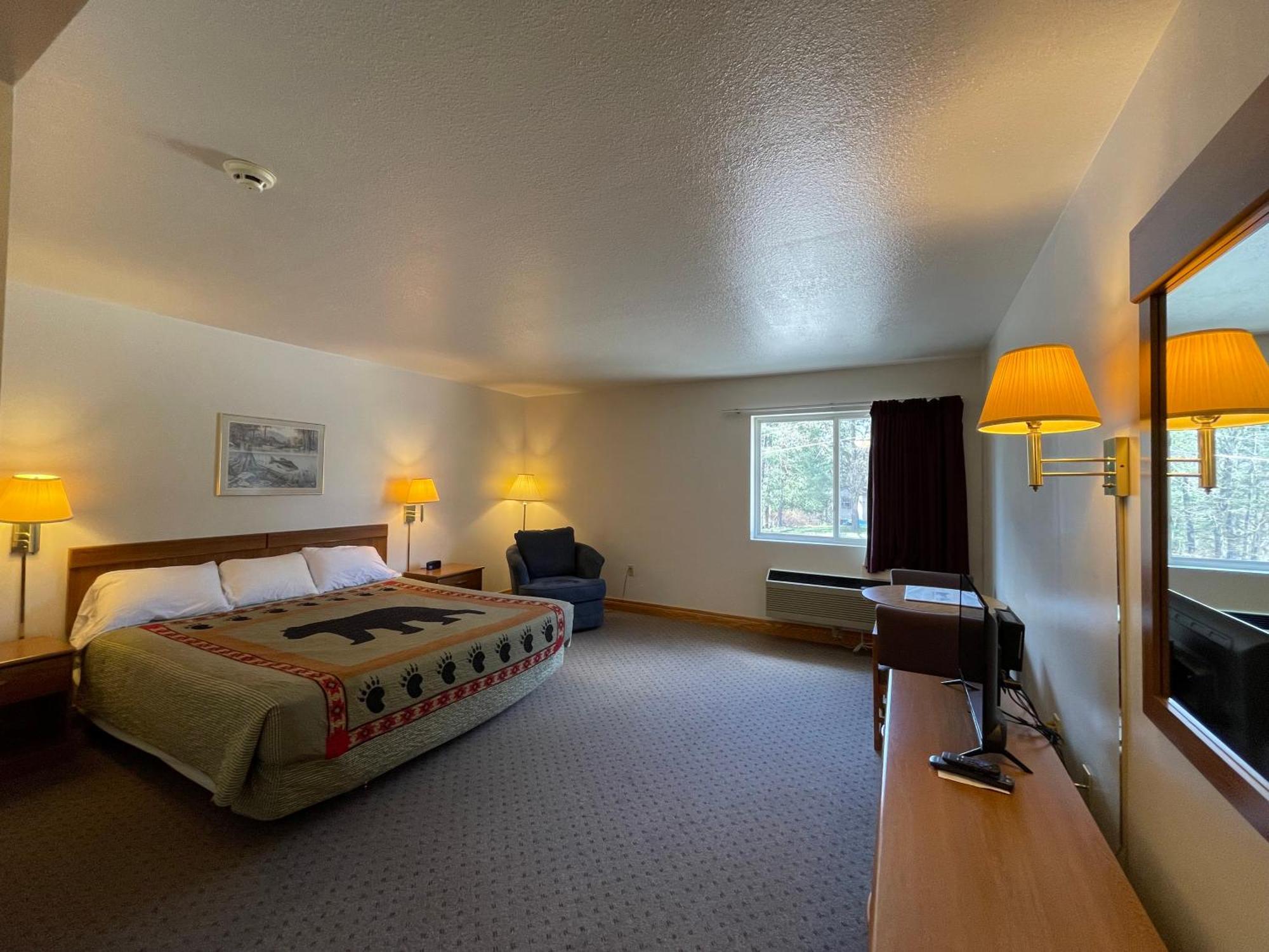 Ausable Valley Inn Mio Экстерьер фото
