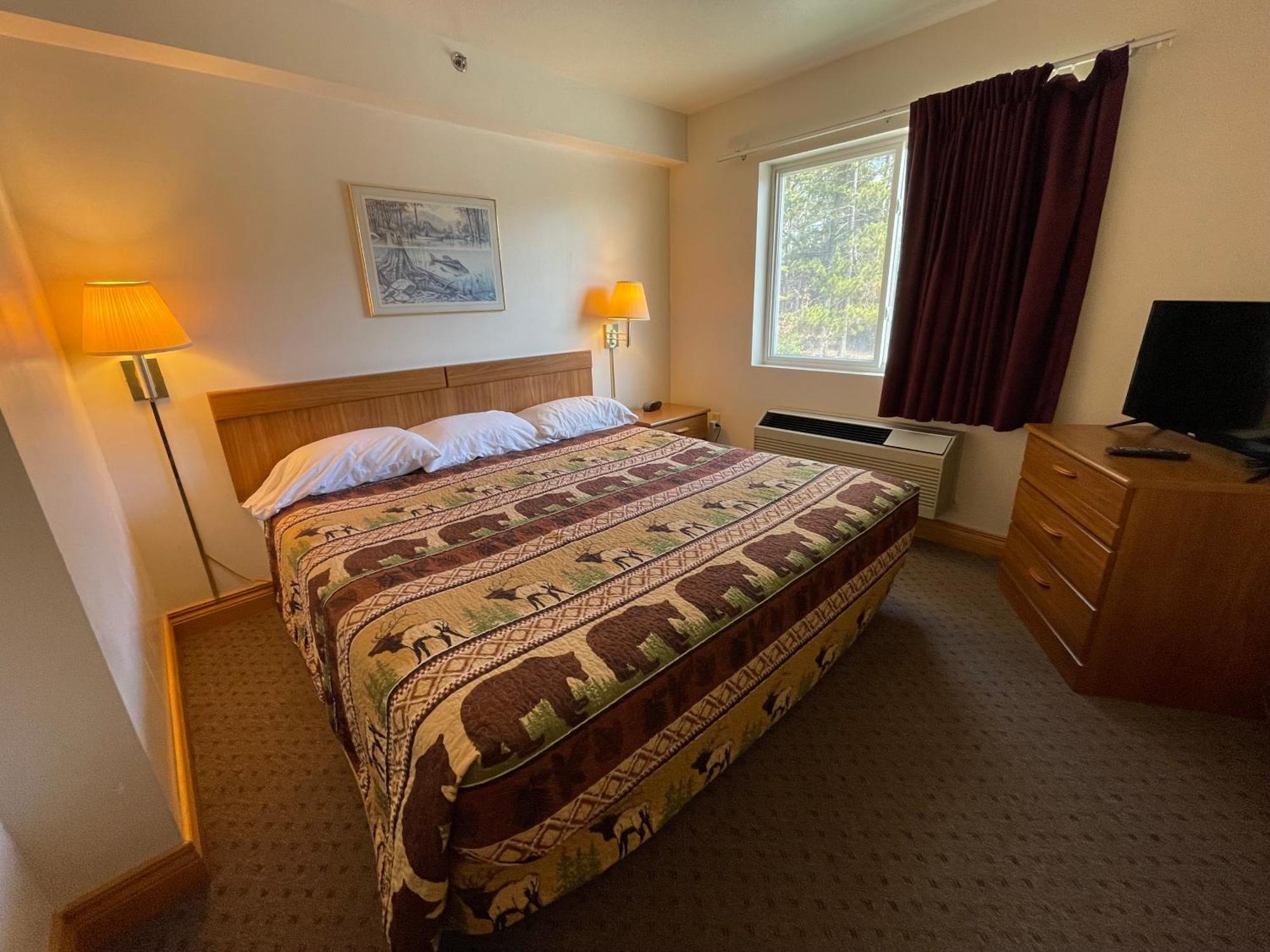 Ausable Valley Inn Mio Экстерьер фото